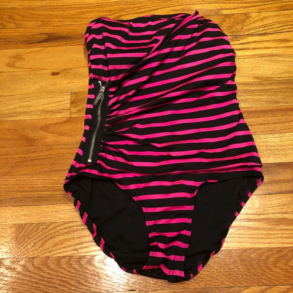 MICHAEL KORS ONE-PIECE STRIPED BATHING SUIT